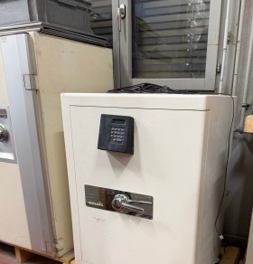 First 850 / EN IV / H=85 / 560 kg